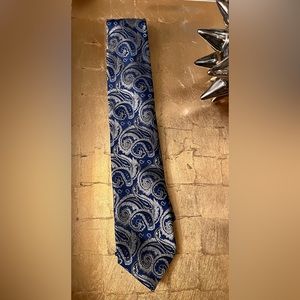 Chevalier blue paisley print silk tie